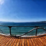 Luxurious By The Sea Villa Poszidonía