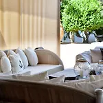 Luxurious By The Sea *