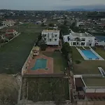 Vila Luxurious By The Sea *