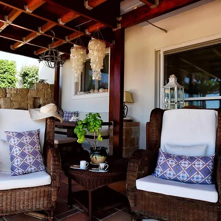 Luxurious By The Sea *