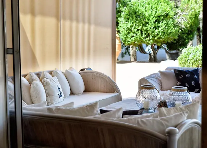 Luxurious By The Sea *