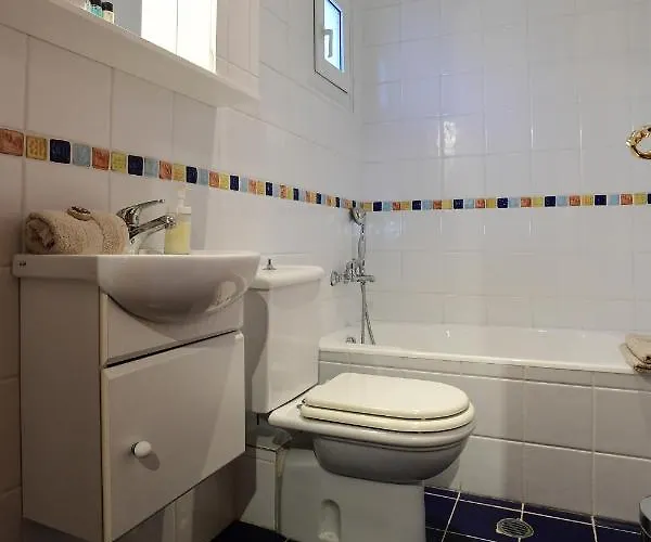 Luxurious By The Sea Villa