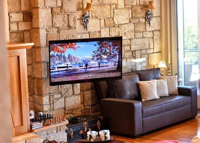 Villa Luxurious By The Sea *