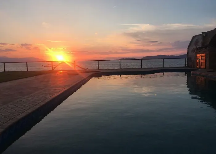 Luxurious By The Sea * Posidhonía